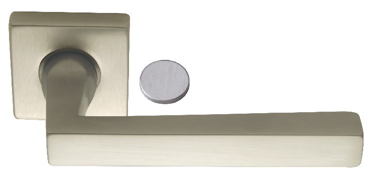 Maniglia REGUITTI modello LASER per porta interna su rosetta e bocchetta Q08 con foro yale in zama satinata cromata