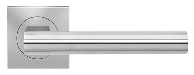 Maniglia KARCHER DESIGN modello MADEIRA per porta interna su rosetta e bocchetta quadrata con foro yale in acciaio inox satinato