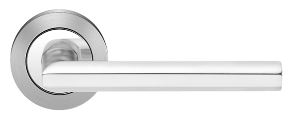 Maniglia KARCHER DESIGN modello PORTO per porta interna su rosetta e bocchetta con foro normale in acciaio inox satinato